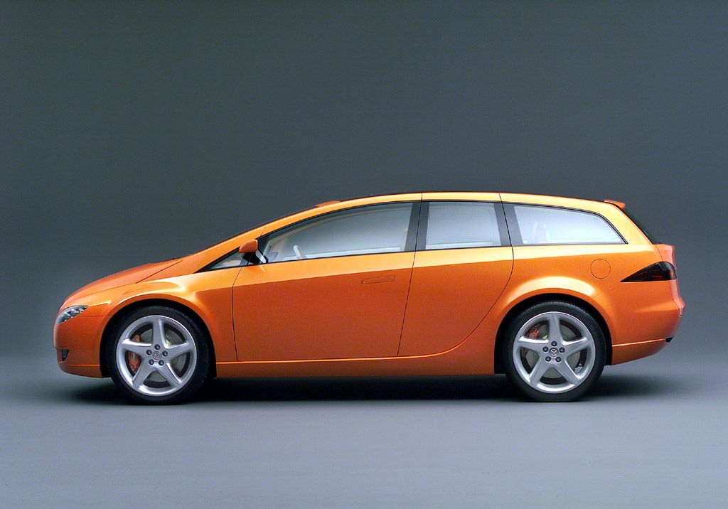 Mazda MX Sport Tourer 2001 005.jpg